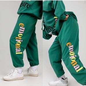 Mayfair The Label Emotional 100% Cotton Sweatpants Green Size Small NWOT